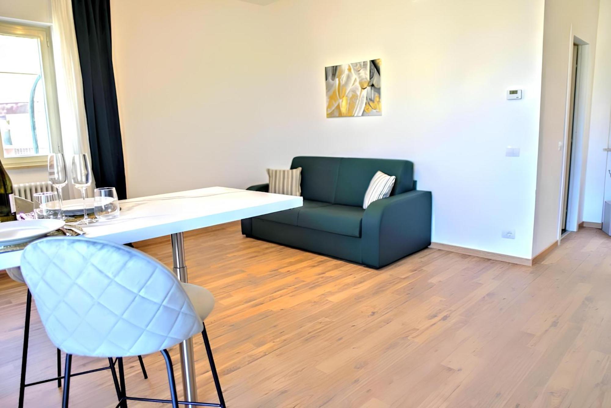Apartamento Vuel Sea View House -10 Minutes From The Airport Fiumicino Exterior foto