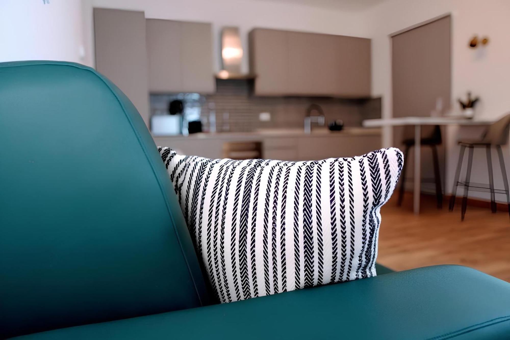 Apartamento Vuel Sea View House -10 Minutes From The Airport Fiumicino Exterior foto