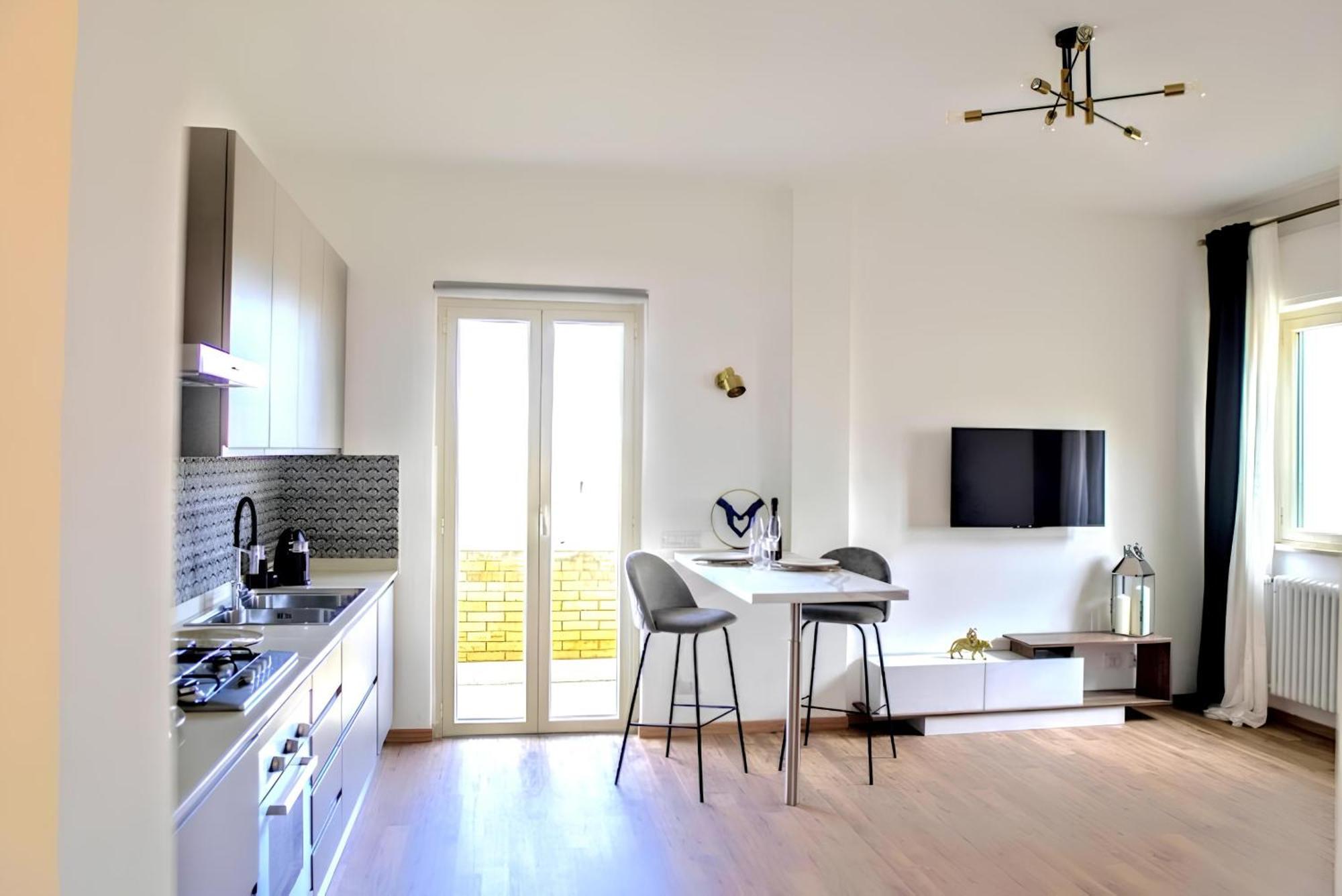 Apartamento Vuel Sea View House -10 Minutes From The Airport Fiumicino Exterior foto